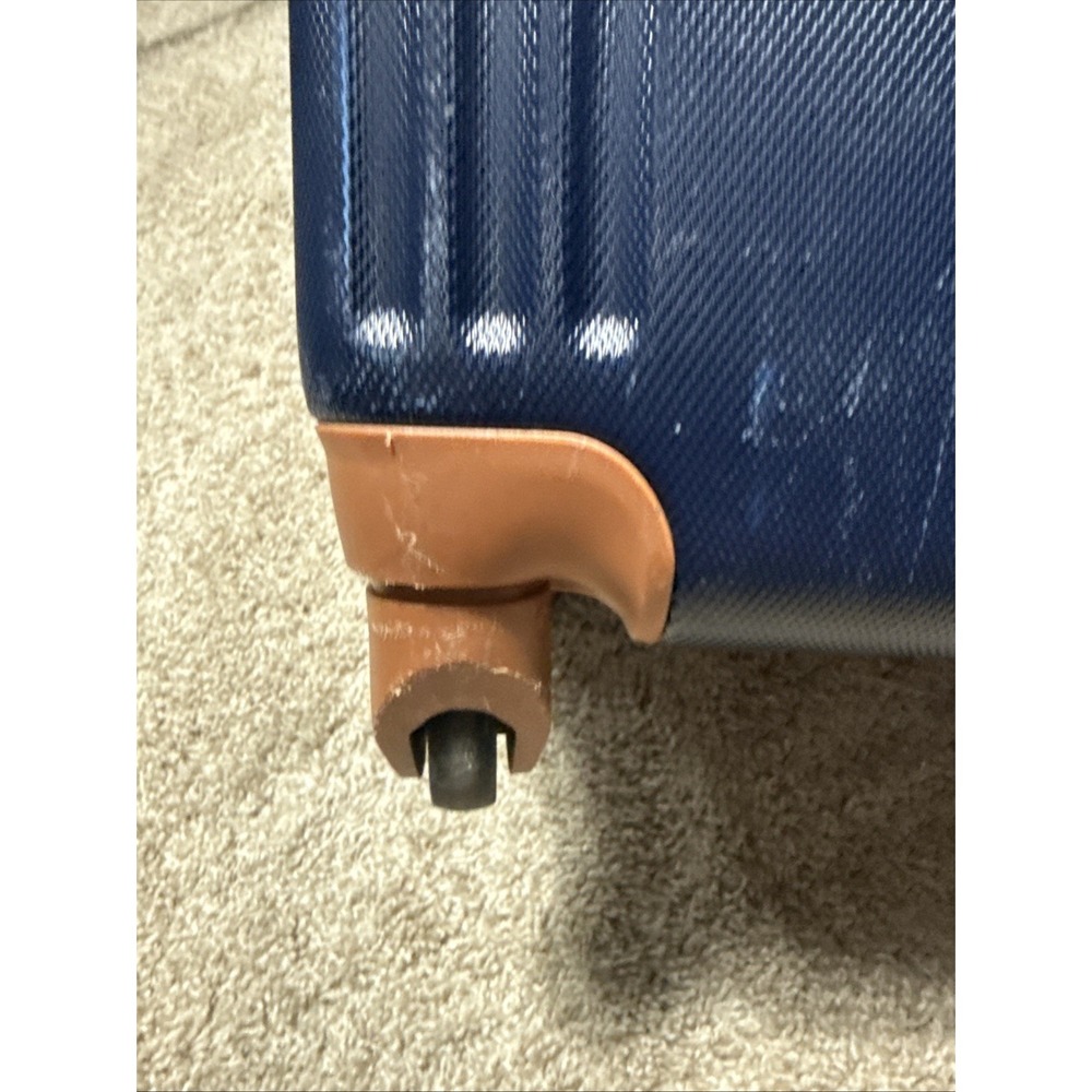 Tommy Bahama Hardside Carry-On Spinner USED Nice Travel Ready EUC 14"x9"x 21" - Picture 9 of 14